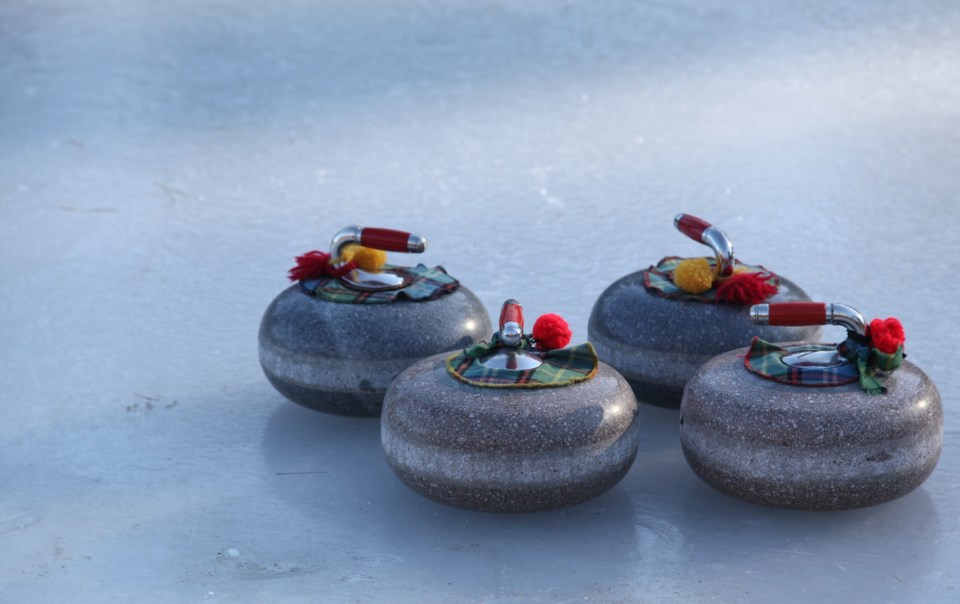 CurlingPixabay
