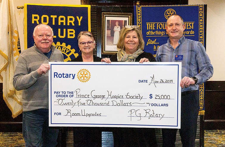 05 Hospice House Rotary Club donation 2019-11-26.jpg