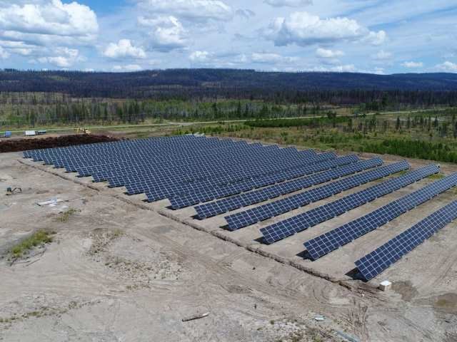 solar-farm.12_1232019.jpg