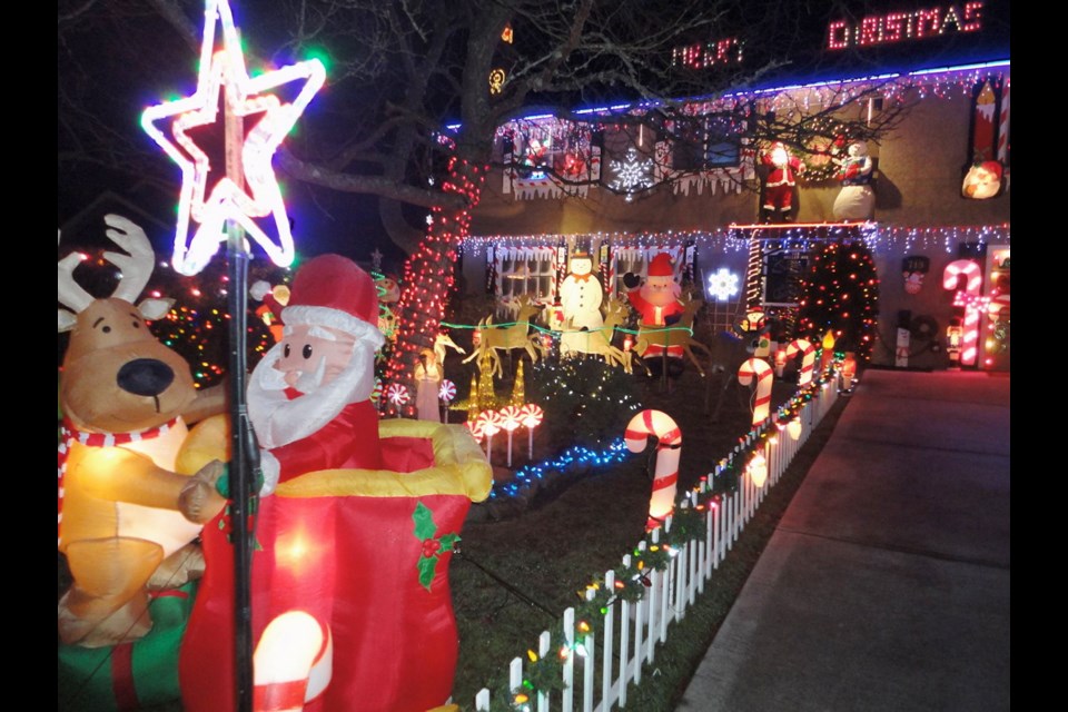 An elaborate display of Christmas lights at 712 Miller Ave., Saanich. COURTESY THE BAILEY FAMILY