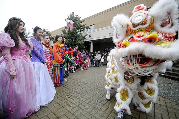 The 5th Annual Children's Arts Festival kicked off on Family Day at the Richmond Cultural Centre with thousands of kids signing up for art classes, watching children entertainers of all types and learning to entertain, too.