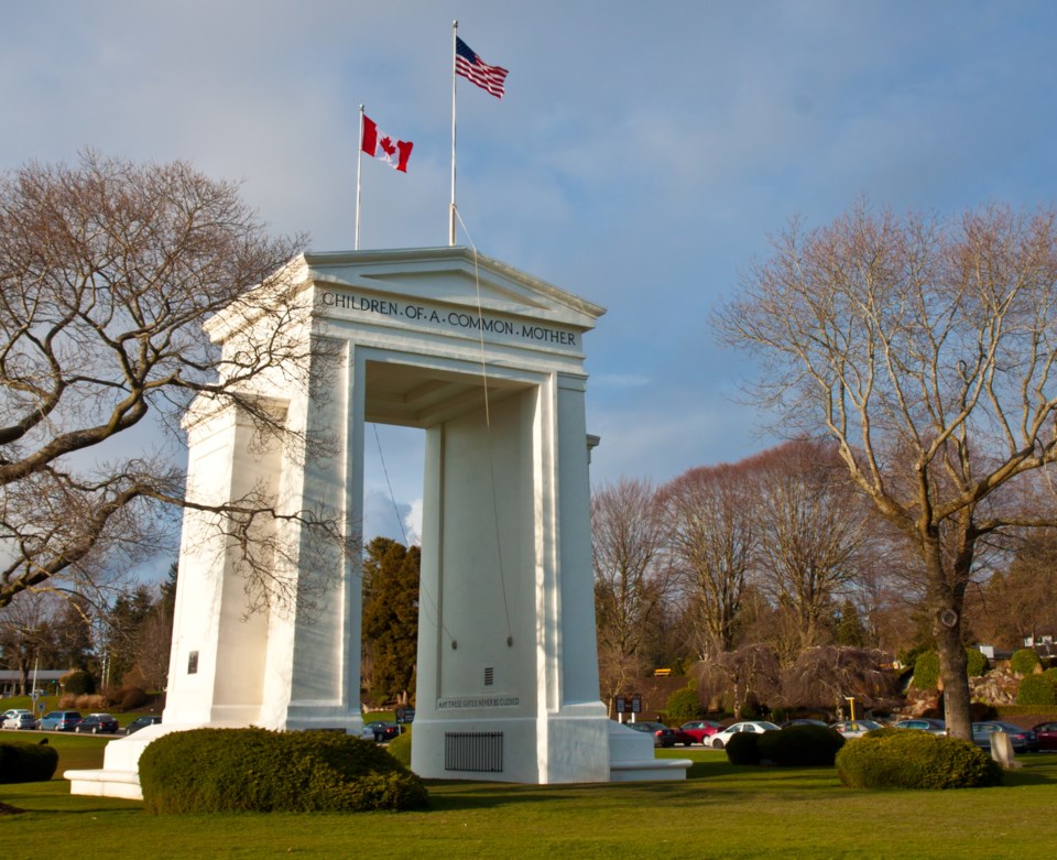 peace arch border