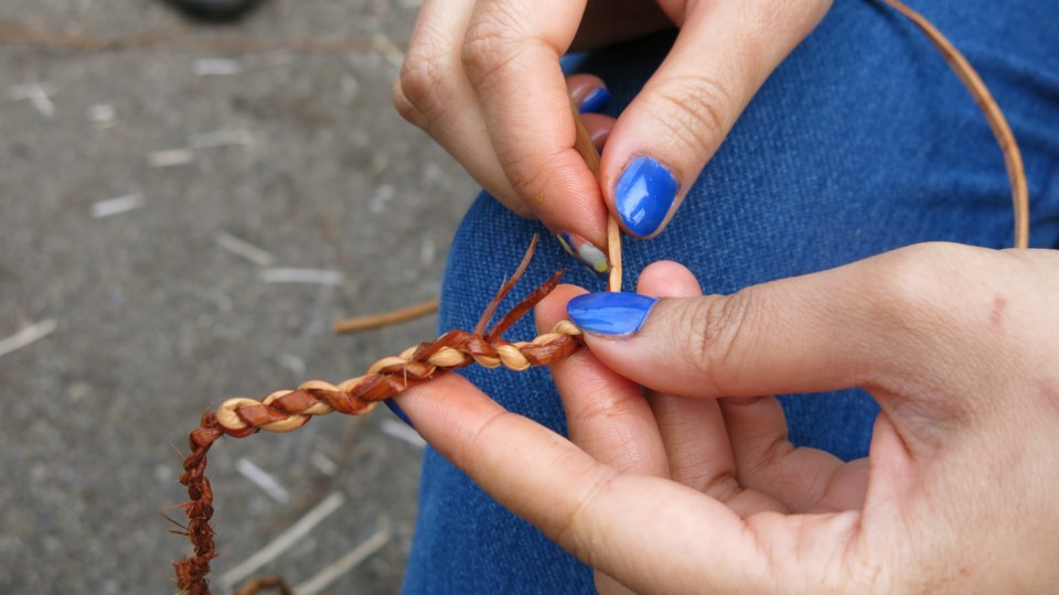 Nicole Preissl, rope making