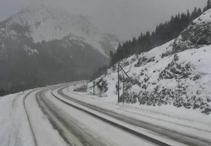 highway weather warning