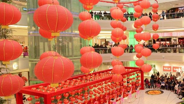 metrotown lanterns