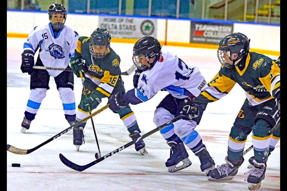 Richmond A1 Jets slipped past host South Delta 3-2 Saturday afternoon on their way to capture the Storm Pee A1 Showcase on the weekend.