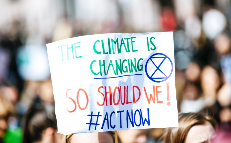 climate-change-protest-sign pexels-com