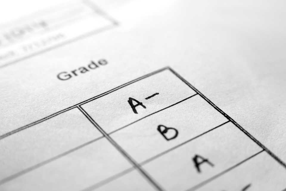 Elementary school report cards in 鶹ýӳare being phased out over a two-year period in favour of