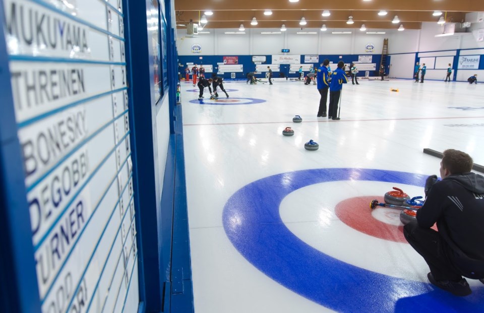 Royal curling