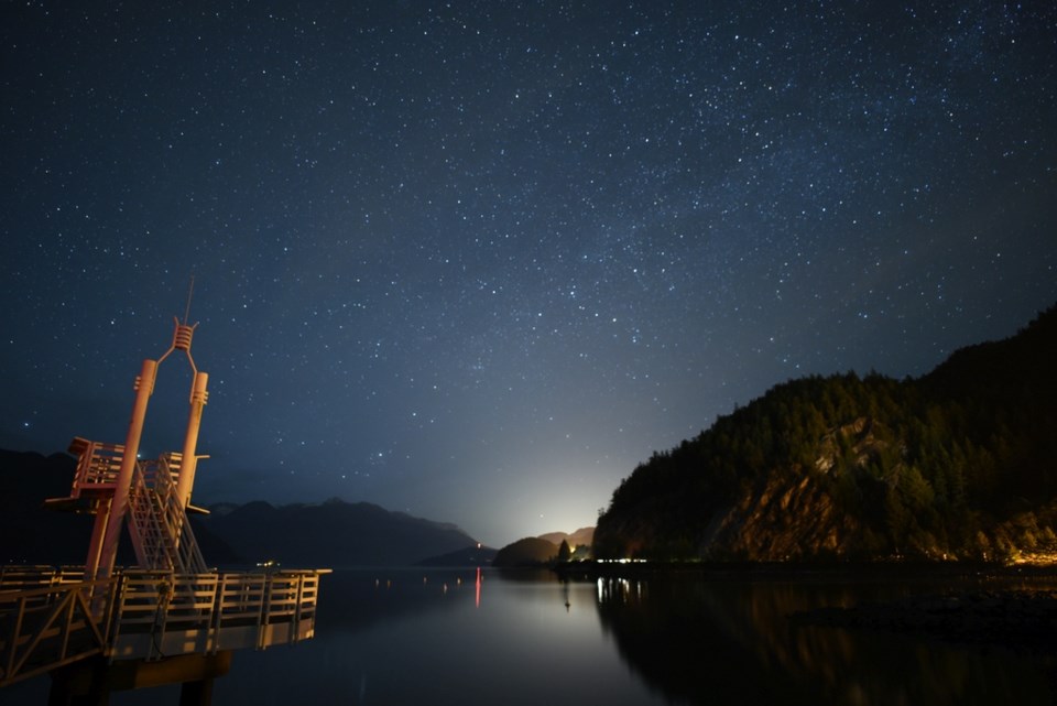 No plans to shade Porteau Cove light: Ministry_0