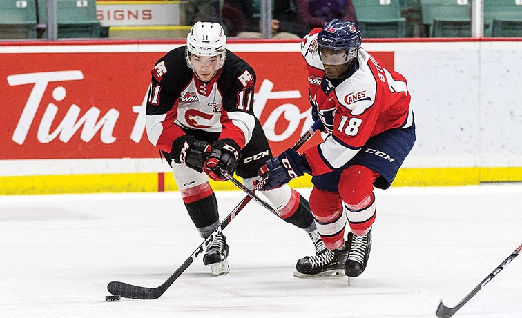 Gauthier and Cougars shut-out Hurricanes - IN PHOTOS_3