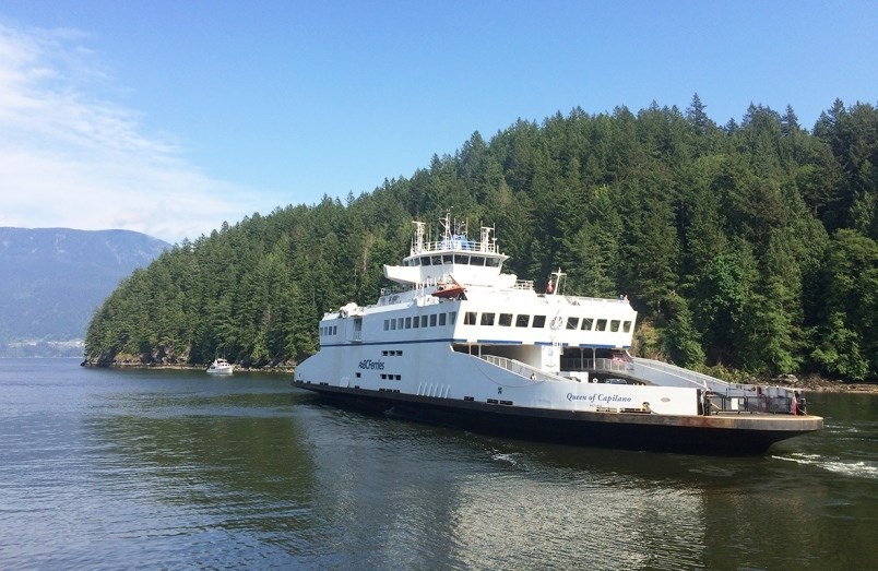 Ferry leaving Bowen Island