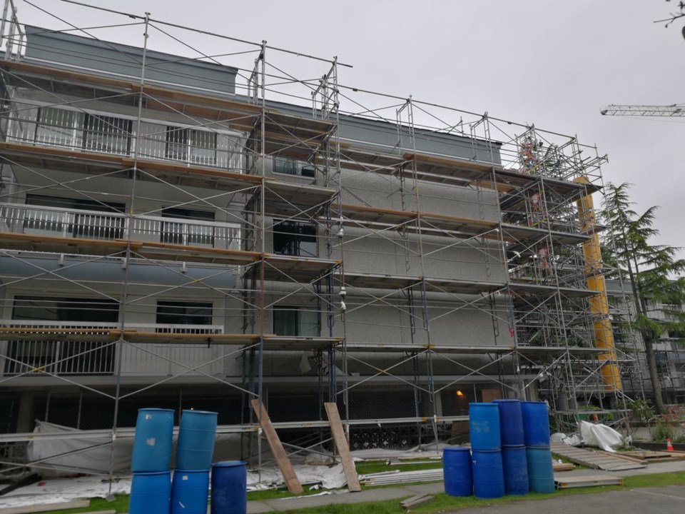 Deadline looms for Richmond leaseholders to pay building repair costs_0