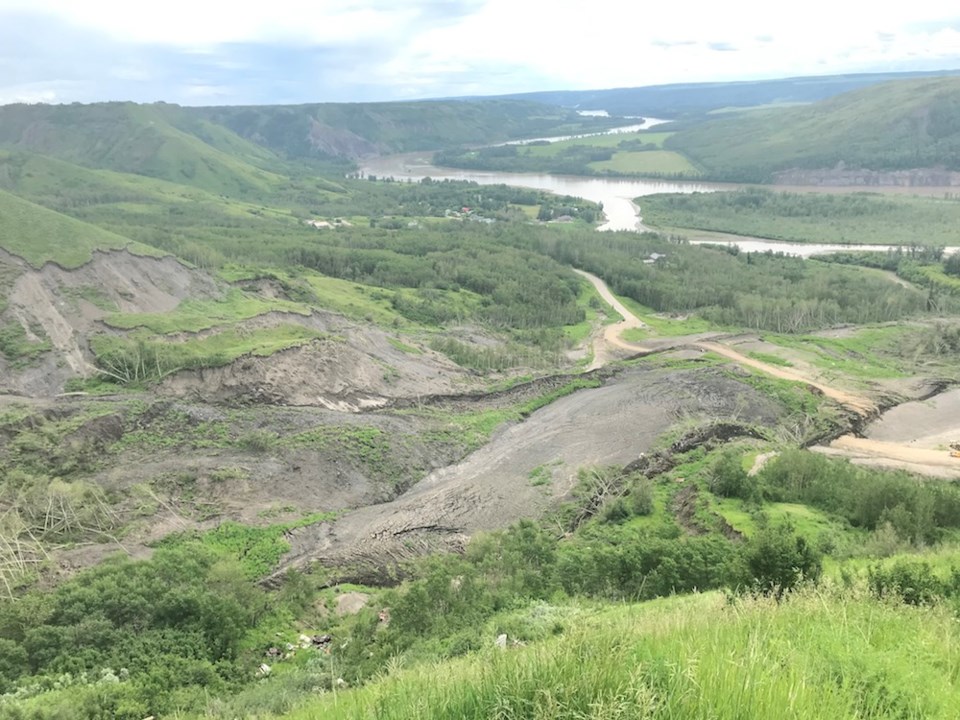 old-fort-landslide-2020