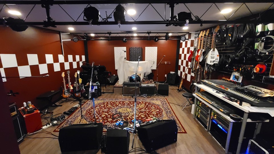 fifth chord studios new westminster music