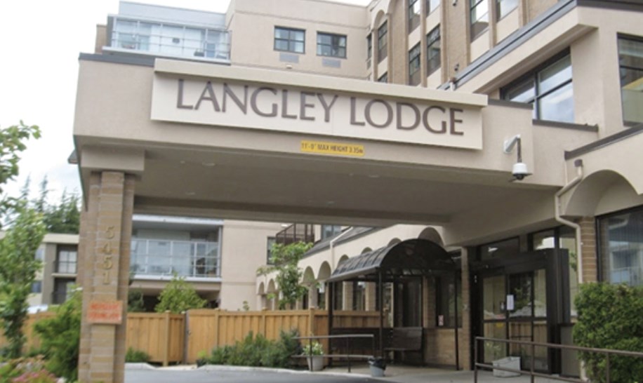Langley Lodge 3