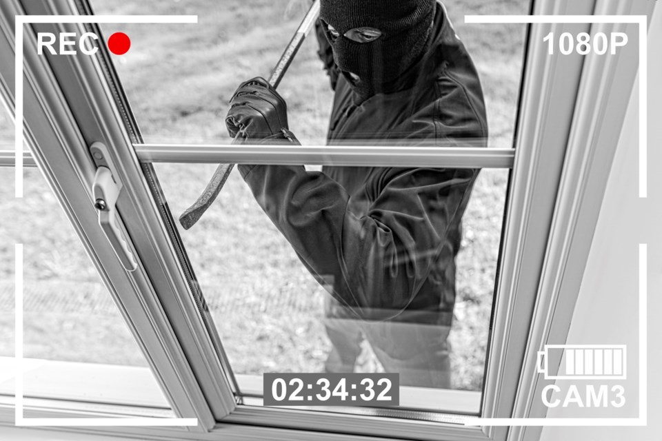 police, crime, break-in, break-and-enter, burgalry
