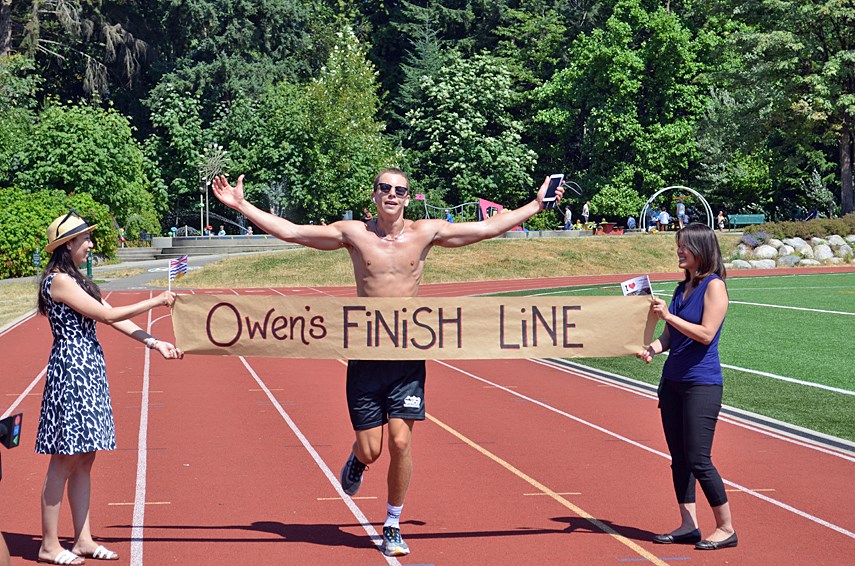 North Vancouver student completes his solo marathon for charity_0