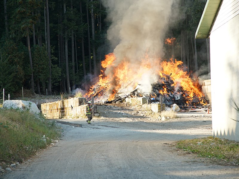 Fire at Augusta Recyclers in Powell River