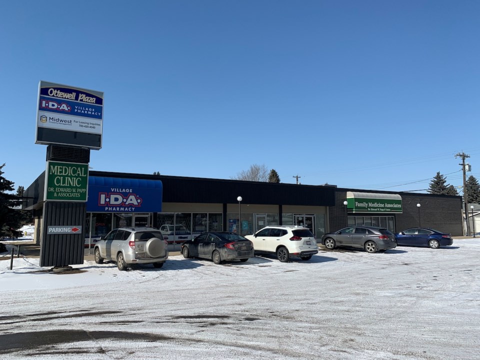 Avison Young Real Estate Alberta, Edmonton, retail strip