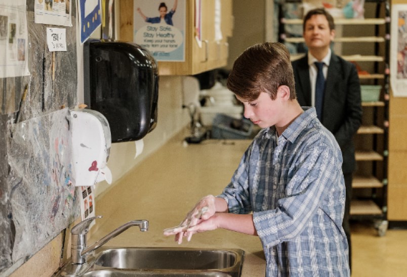 Rob Fleming, Minister of Education, tours Monterrey Middle School in Victoria.