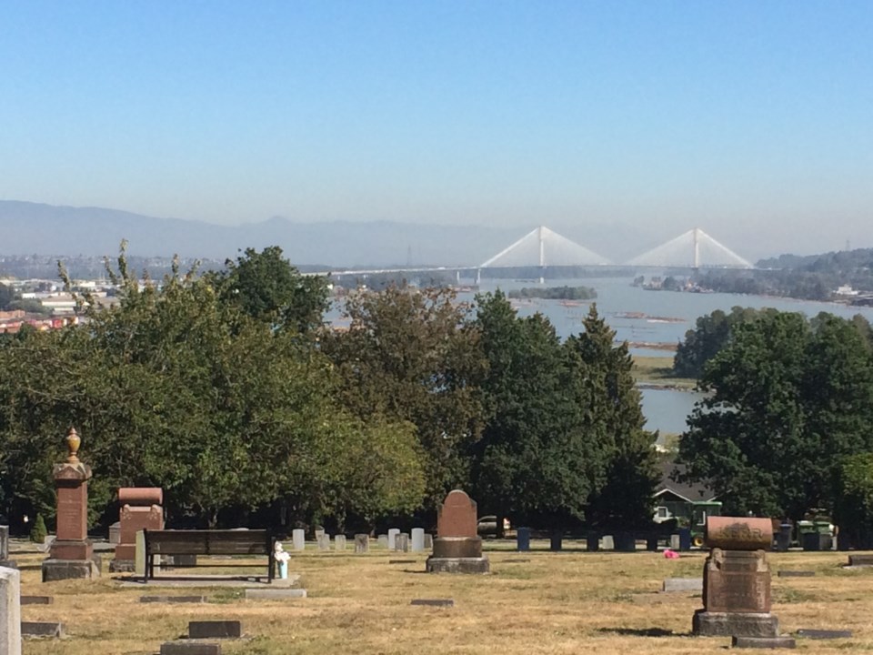 Fraser Cemetery, Fraser River, air quality