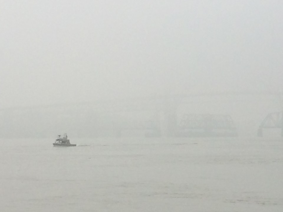 air pollution, Fraser River, New Westminster, haze, smoke