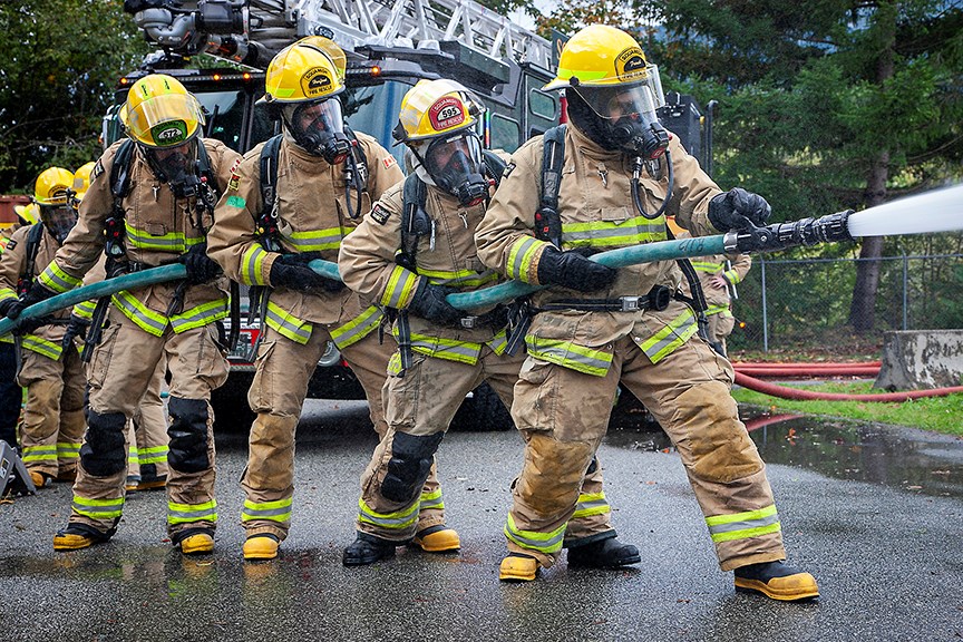Squamish politicians spent part of their weekend walking in firefighters’ shoes — literally._1