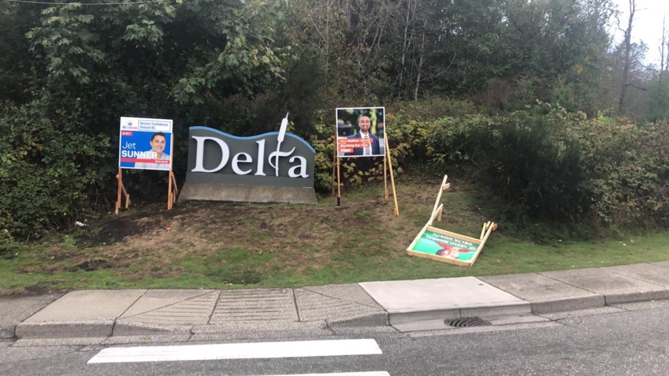Green Party North Delta signs