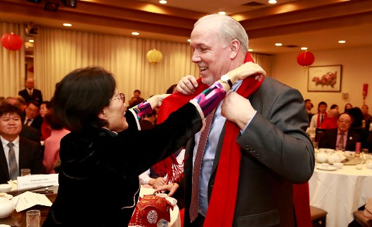 Tong Xiaoling and Premier John Horgan