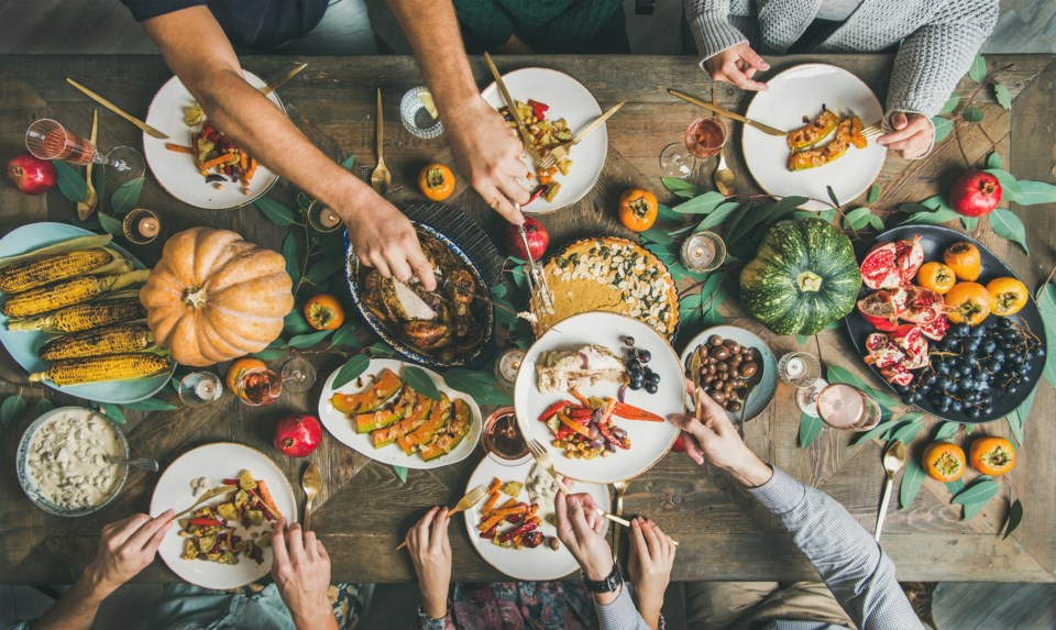 family dinner, Thanksgiving