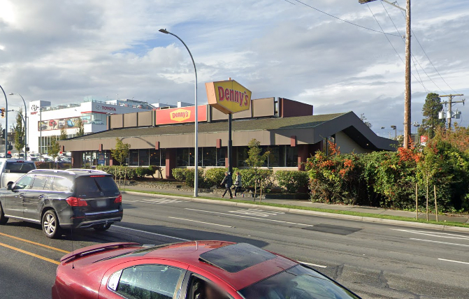 Denny's — I-Drive North