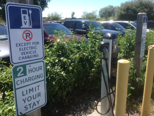 delta electric vehicle charging