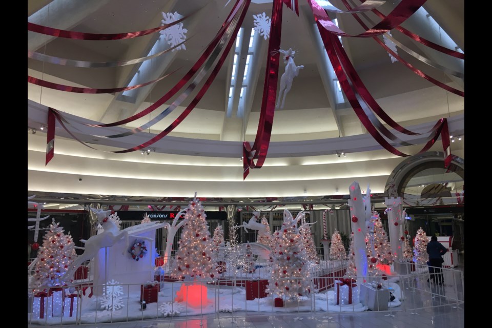 Lansdowne Centre has put up some holiday decorations this year. Photo submitted