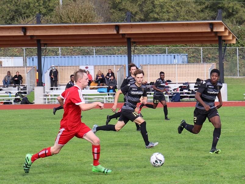 Powell River Villa forward Cullen Buholzer