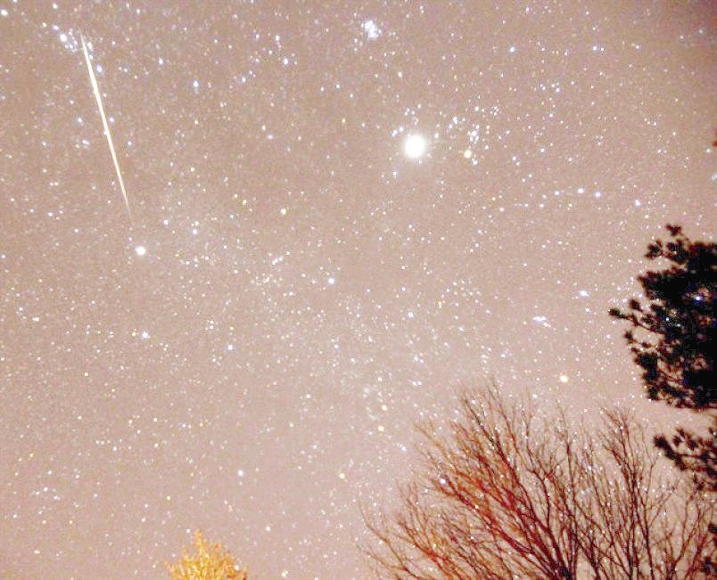 TC_97074_web_meteor-shower-ap.jpg