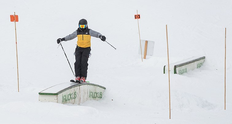 Citizen Photo by James Doyle/Local Journalism Initiative. A skier does a trick on an obstacle at Hart Ski Hill on Sunday afternoon during opening weekend.
