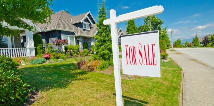 Sales to foreign buyers fall to single-digits per month. | Western Investor