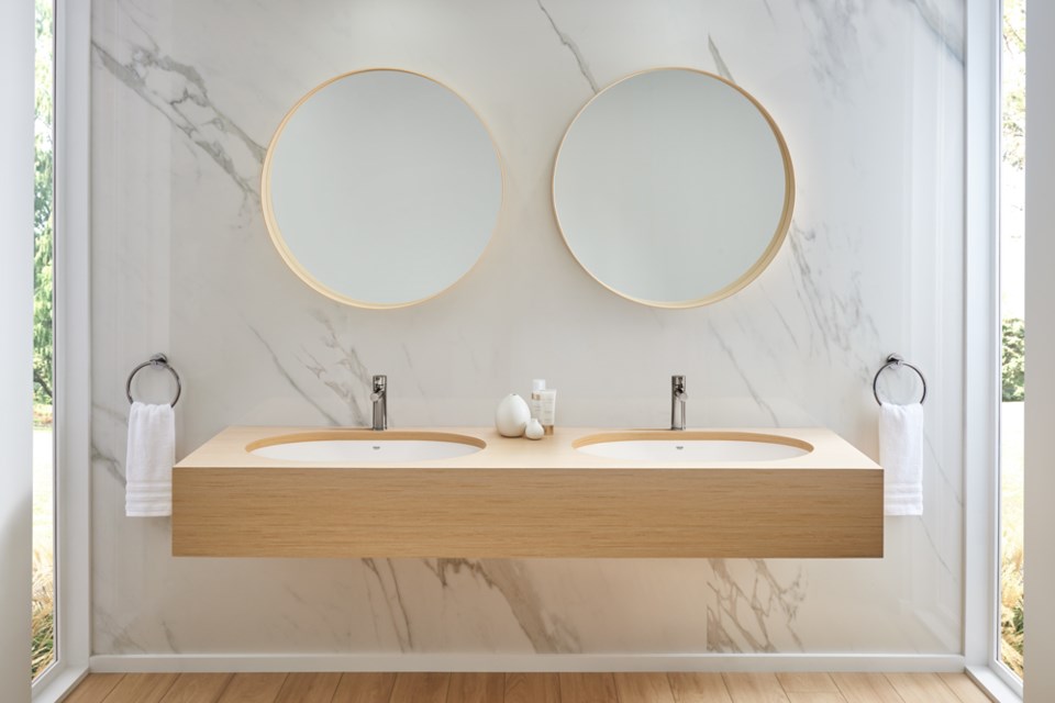 Splashes Bath & Kitchen offer beautifully designed bathroom and kitchen fixtures.