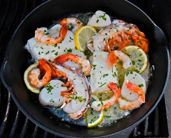 TC_285997_web_Skillet-BBQ-Seafood-Dinner-for-Two_2.jpg