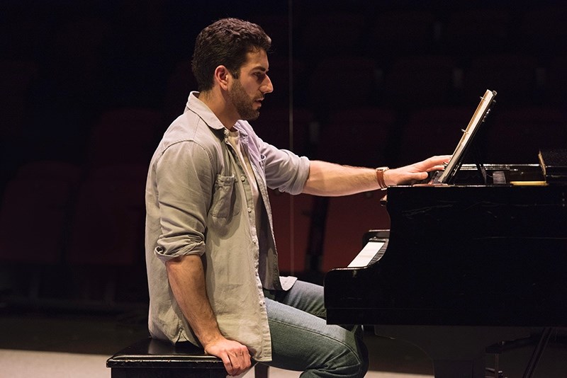 westender-theatre-the piano teacher