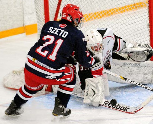 The Northwest Giants defeated the Greater Vancouver Canadians 5-3 in the final game of the B.C. major midget best-of-three semifinal playoff at the Burnaby Winter Club on Sunday.