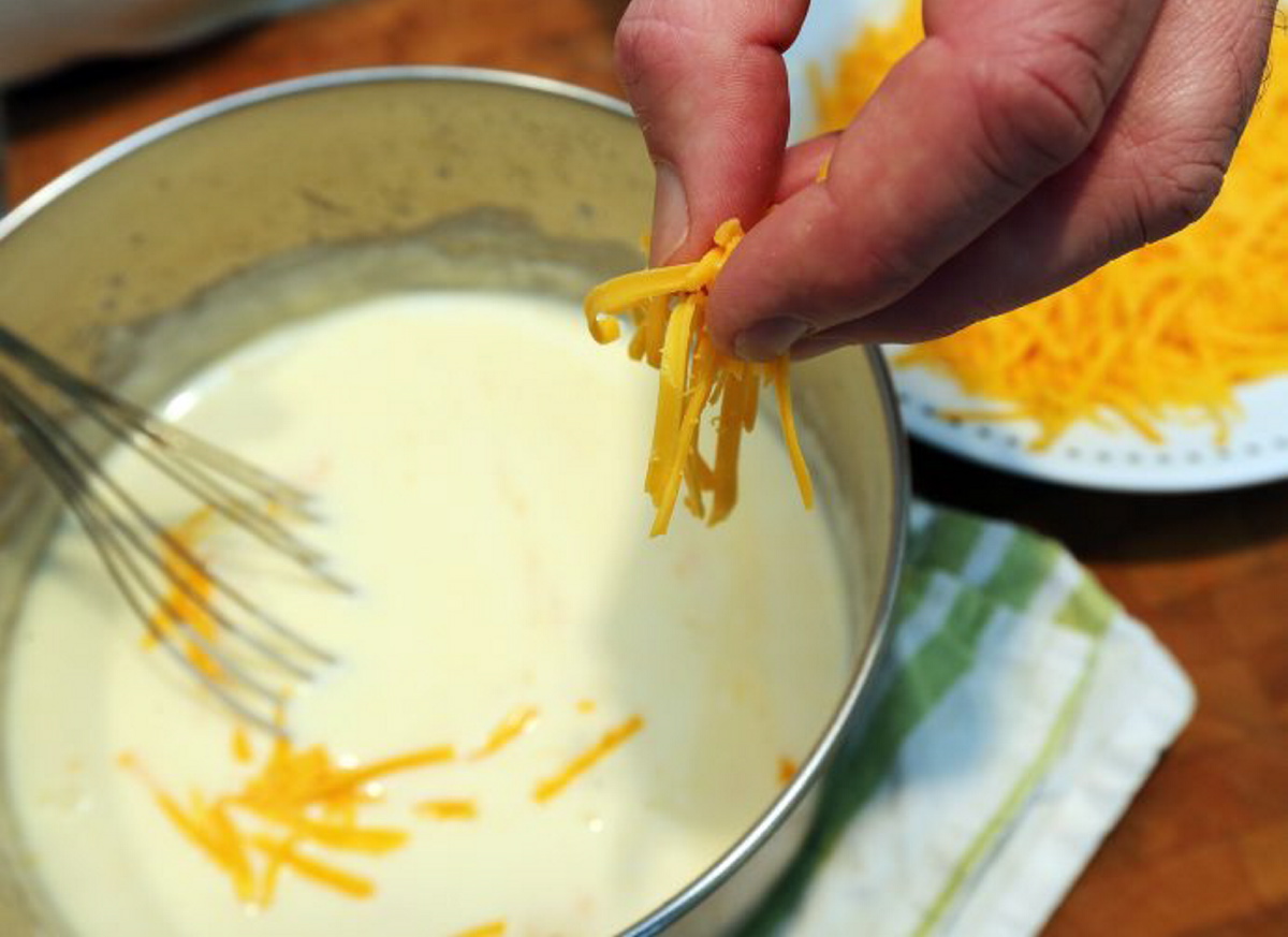 can you make a cheese sauce with water can you make a cheese sauce with water