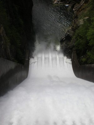 Looking down from top of Cleveland Dam to canyon below.