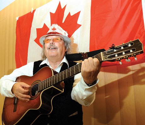 Performer Peter Paulus