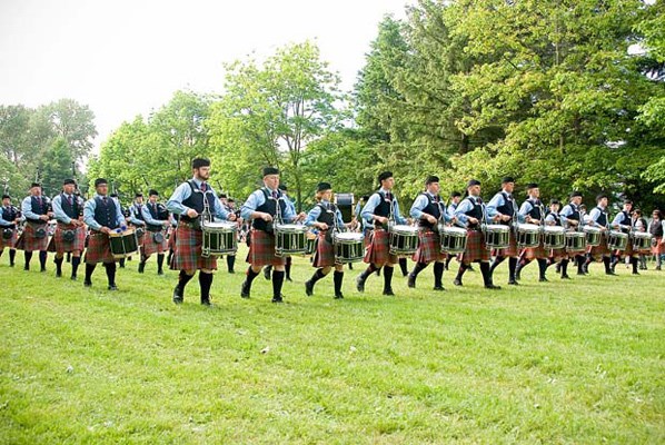 Dowco Triumph Street Pipe Band