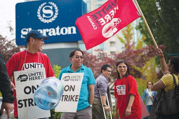 Hotel workers picketed