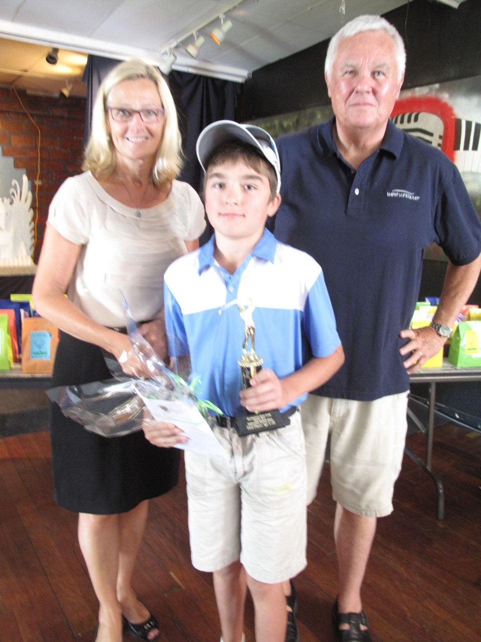 Junior golf