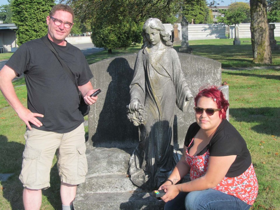 Coldspotters Calvin Price and Amanda Haupt at Mountain View Cemetery