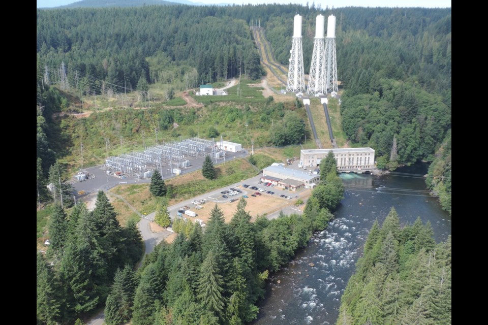 The John Hart generating station project will get underway next year, providing 400 construction jobs over five years.